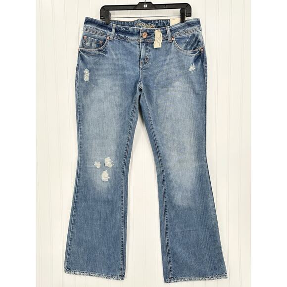 American Eagle Jeans 14 Long Artist Flare Lowrise Vintage Denim Distressed NEW - Picture 1 of 11